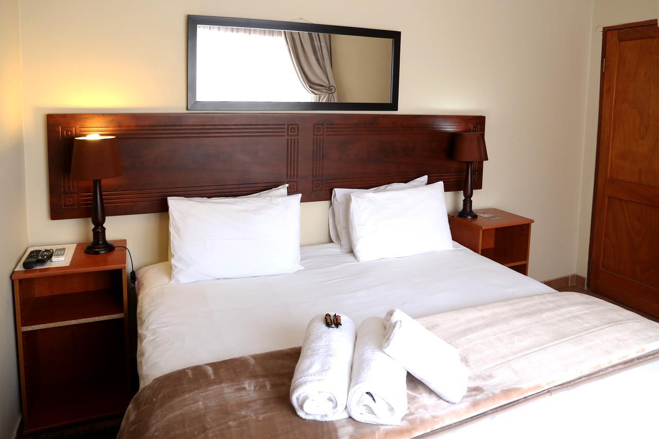 Morulana Guest House Κέμπτον Παρκ Εξωτερικό φωτογραφία