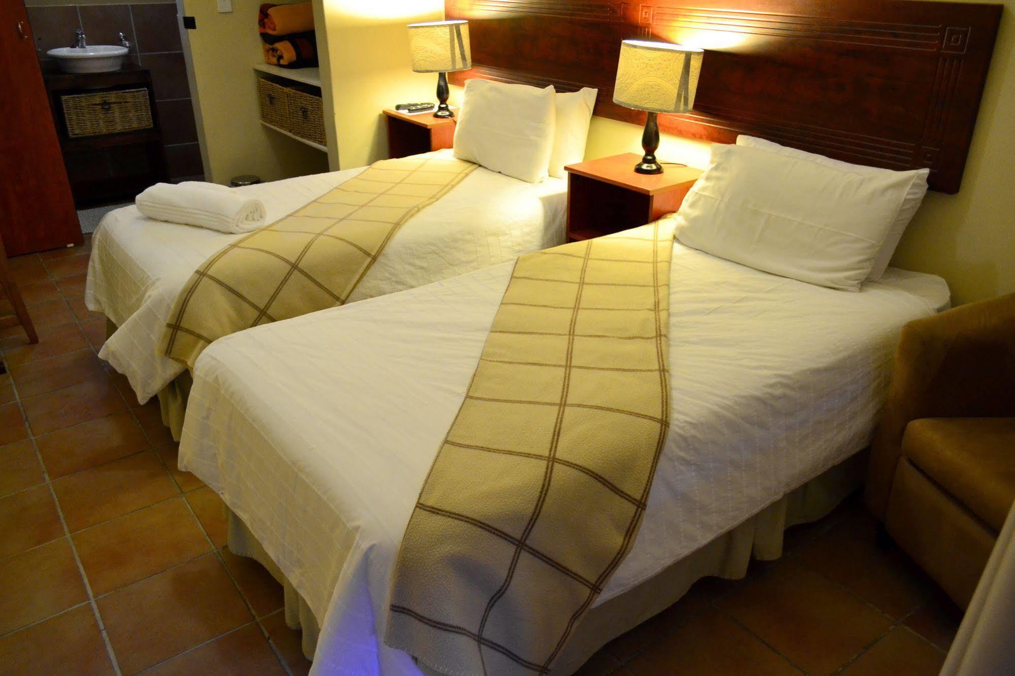 Morulana Guest House Κέμπτον Παρκ Εξωτερικό φωτογραφία